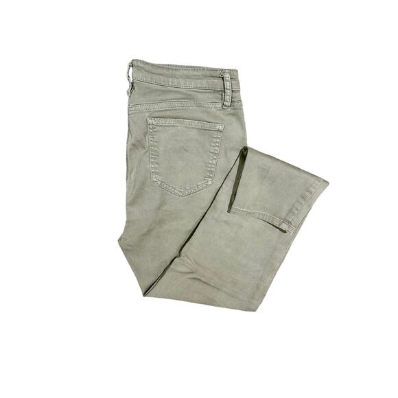 Buffalo David Bitton Ladies’ Light Green Ankle Length Skinny Pant - Size 8/29 - Picture 3 of 6